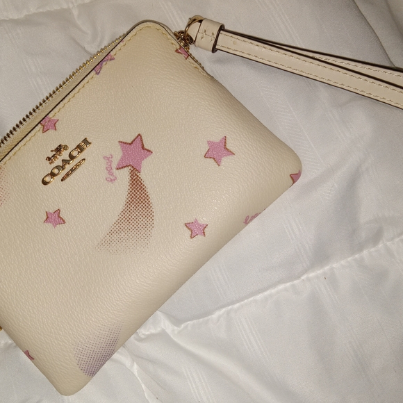Coach Shooting Star Boxed Corner Wristlet - Picture 1 of 3